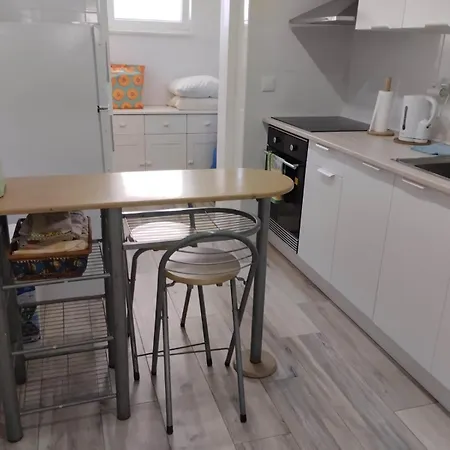 The Tram 18 Space * リスボン