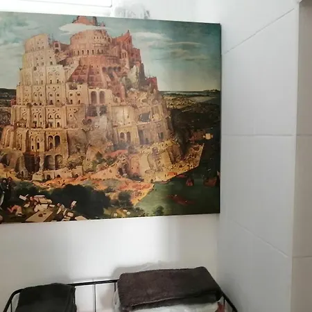 The Tram 18 Space Casa de Férias *